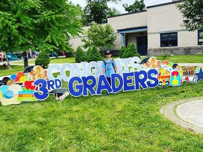 Graduation Lawn Signs Bergen County Includes Elmwood Park NJ